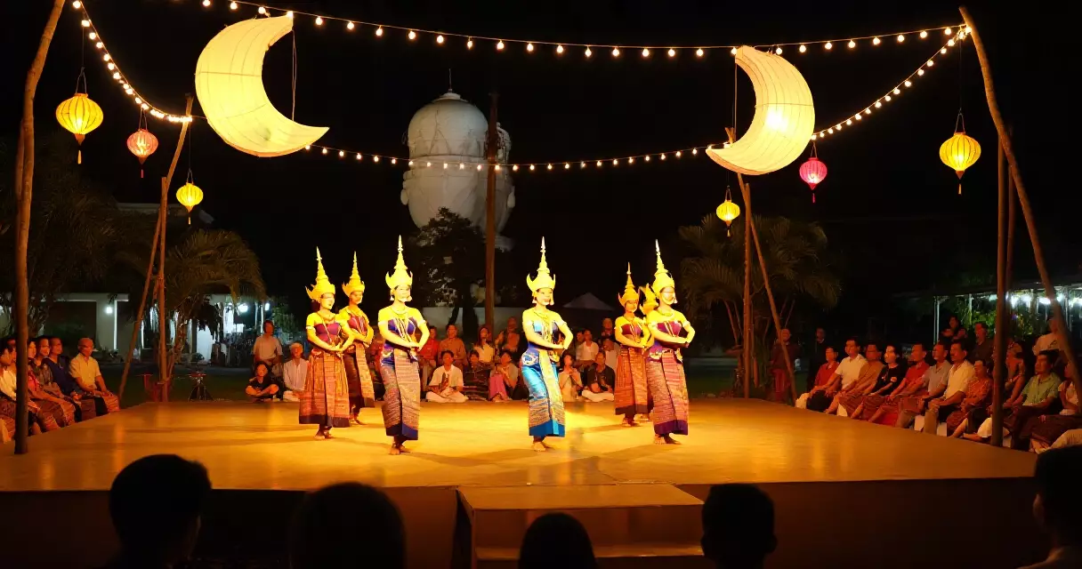 សិល្បករសម្តែងរបាំបុណ្យសែនព្រះច័ន្ទនៅភ្នំពេញ