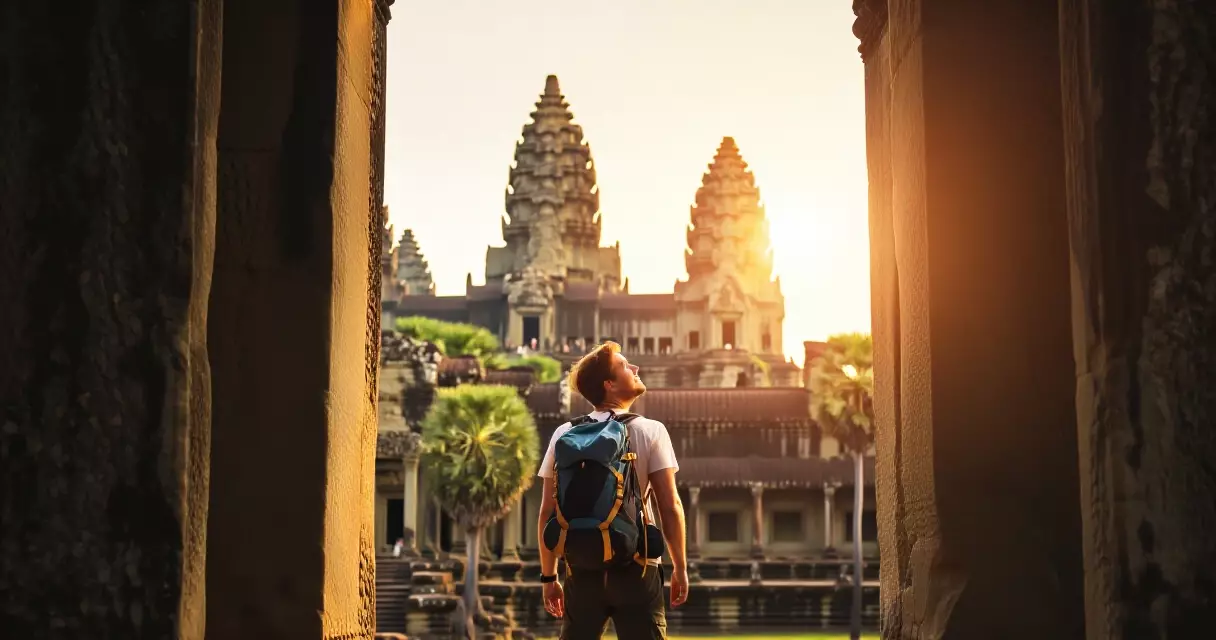 ការធ្វើដំណើរតែម្នាក់ឯងនៅកម្ពុជា៖ គន្លឹះសុវត្ថិភាព និងការរៀបចំផែនការ